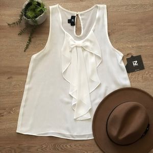 Sleeveless Bow Top